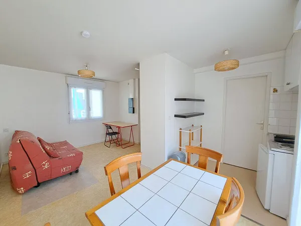 Studio 1 pièce 21 m² 
