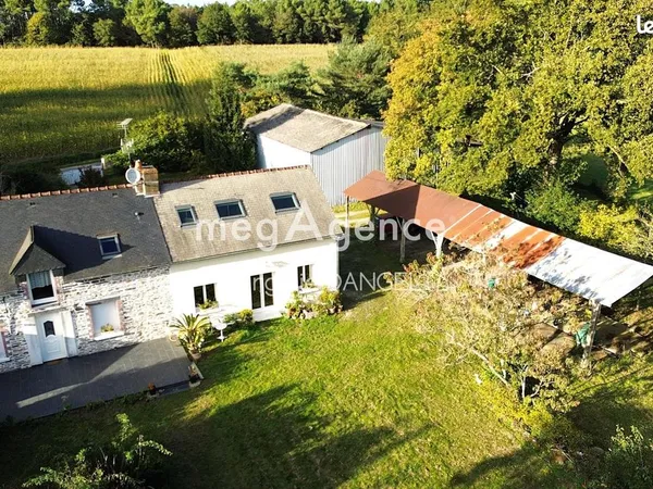 Maison 12 pièces 200 m² 