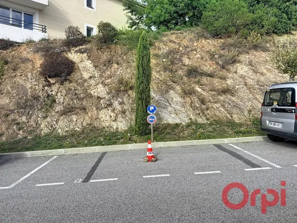 Parking À Vendre 