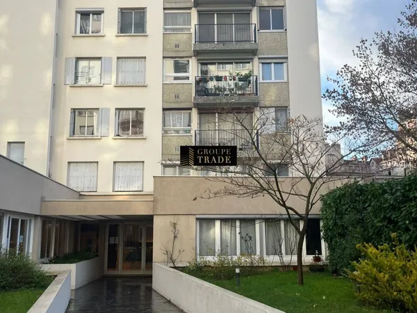 Appartement 1 pièce 13 m² 