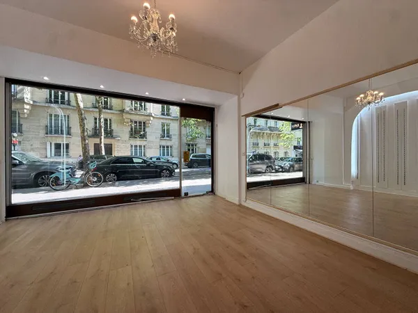 Local commercial 56 m² 