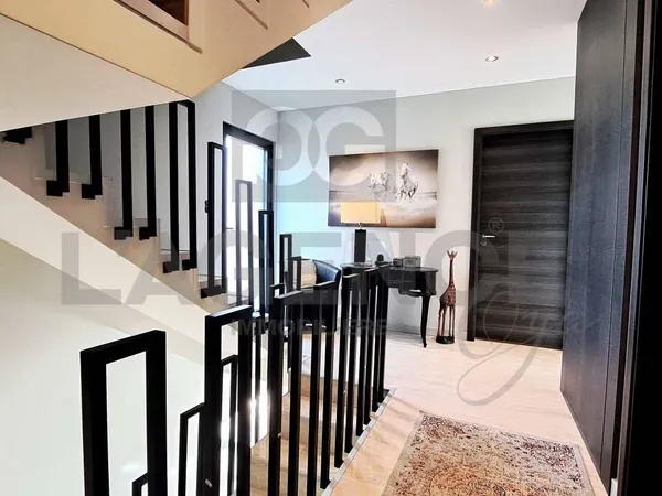 Maison 8 pièces 200 m² 
