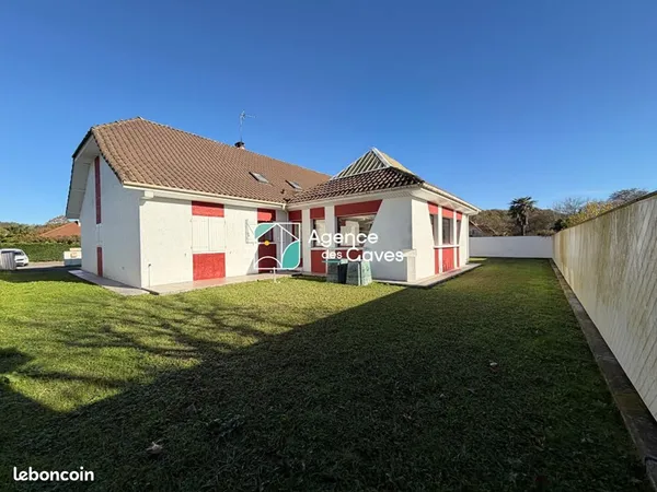 Maison 7 pièces 210 m² 
