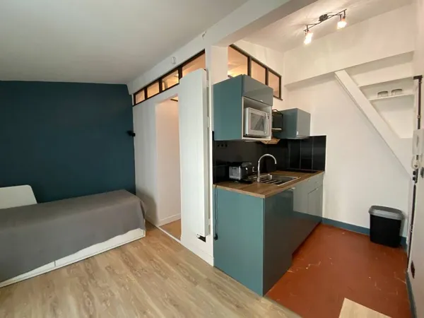 Appartement 1 pièce 18 m² 