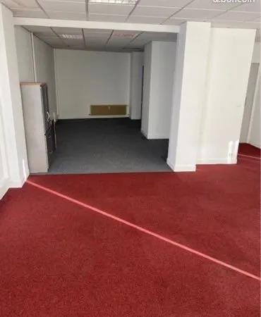 Bureau ou appartement 180