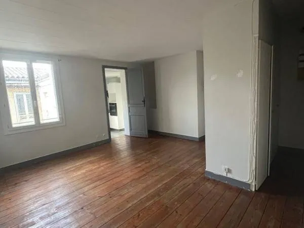 Loue T2 - 47m² - Bordeaux 33000 