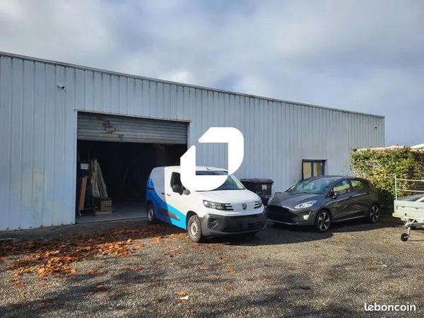 Local commercial 260 m² 