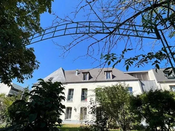 Studio 1 pièce 22 m² 