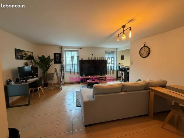 Appartement 2 pièces 60 m² 
