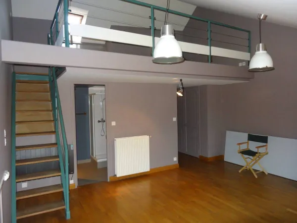 Loue T2 63m² en duplex - Nantes hyper centre 