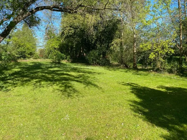 Terrain 800 m² 