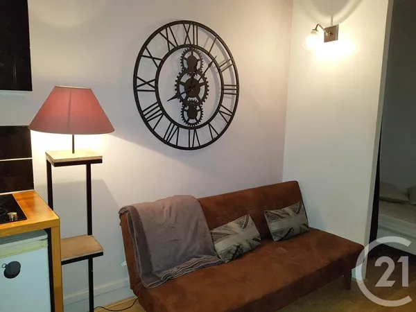Appartement 1 pièce 17 m² 
