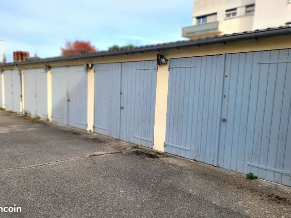 Box à louer 15m2 Sens 