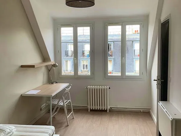 Loue studio 14m² entièrement rénové Paris 16ème 