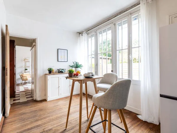Maison de plain-pied 7 pièces 136 m² 