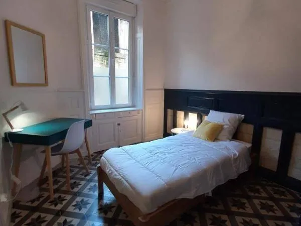 Studio 1 pièce 17 m² 
