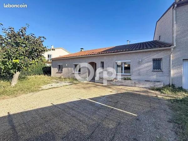 Villa 5 pièces 235 m² 