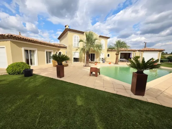 Magnifique villa proche centre ville 
