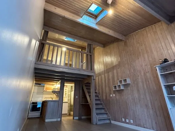 Maison de ville meublée ( ou vide ) 35m2 avec terrasse 