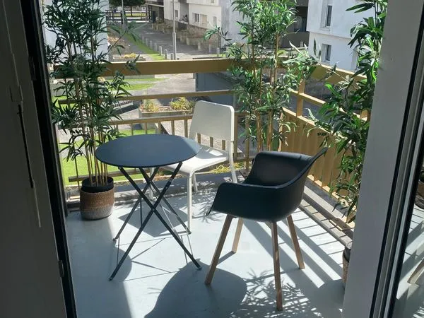 Colocation avec balcon à Bastide 