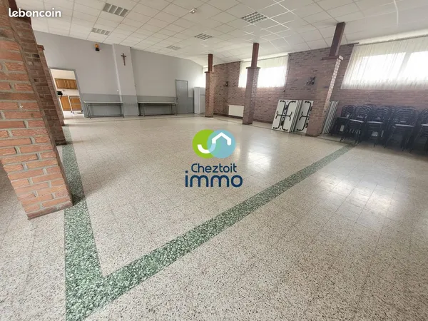 Immeuble 275 m² 