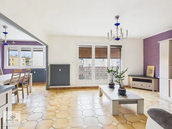 Appartement 4 pièces 80 m² 