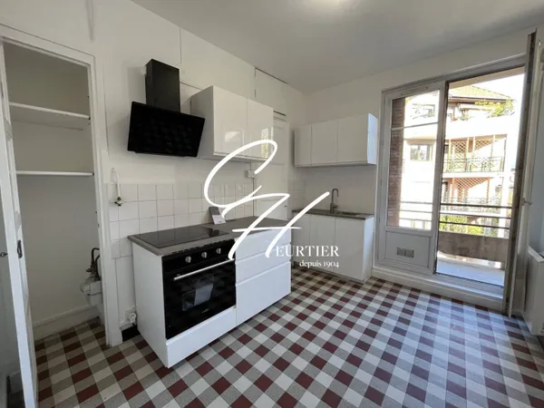 Appartement 1 pièce 33 m² 