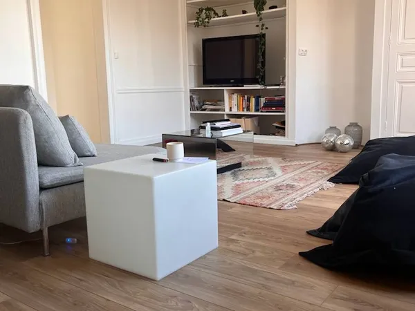 T3 avec charme en plein de coeur de reims 