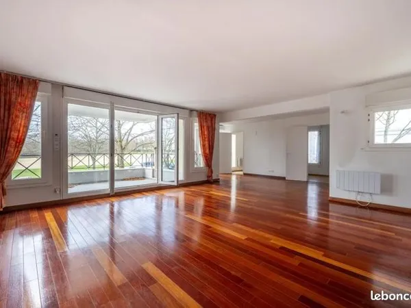 Appartement 5 pièces 111 m² 