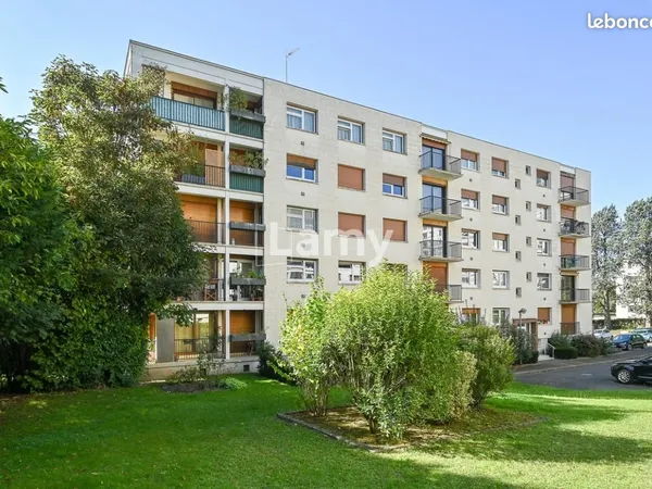 Appartement 4 pièces 91 m² 