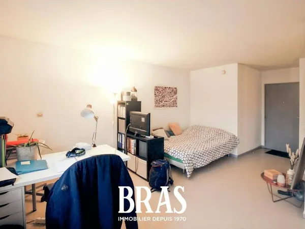 Appartement 1 pièce 27 m² 