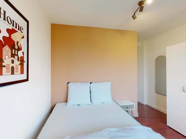 Appartement 1 pièce 11 m² 