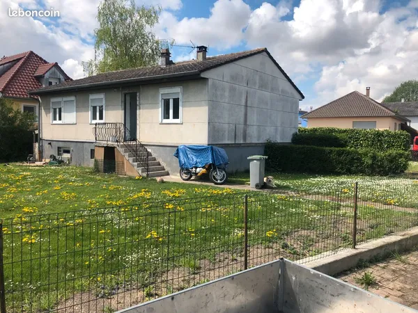 Maison 5 pièces 90m2 sur 6,5ares Vogelgrun 