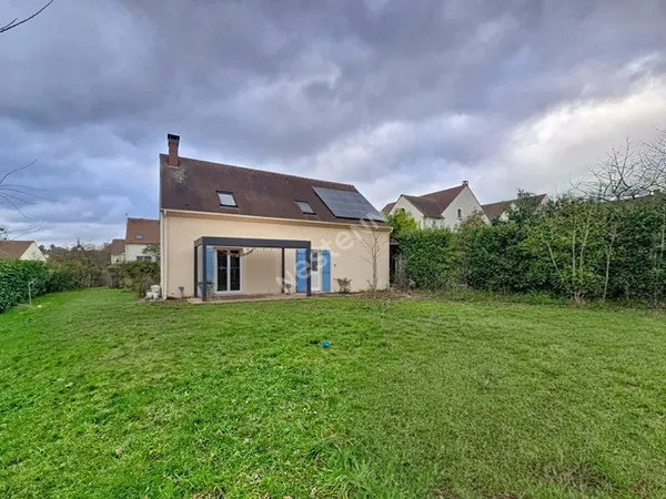 Maison contemporaine à vendre à Luzarches - 5 chambres, 125 m² 
