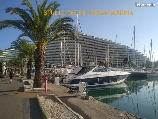 Studio Rez de jardin Ensoleillé Marina baie des Anges 
