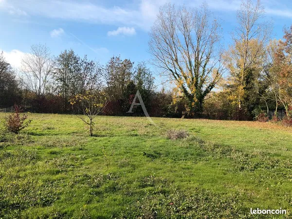 Terrain 900 m² VOUILLE LES MARAIS 