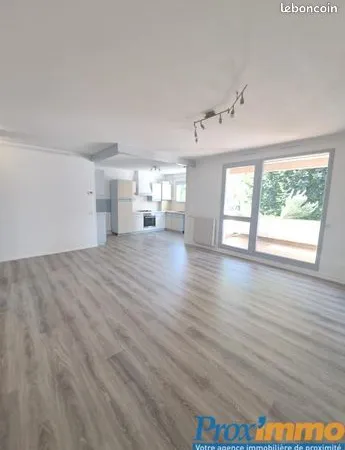 Appartement 4 pièces 80 m² 