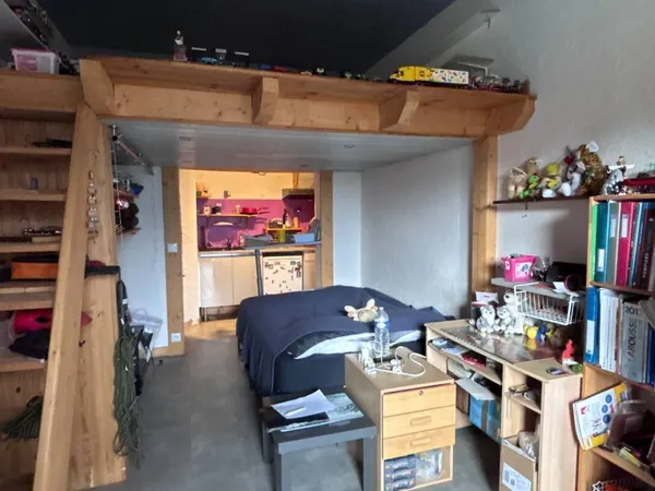 Studio 1 pièce 21 m² 