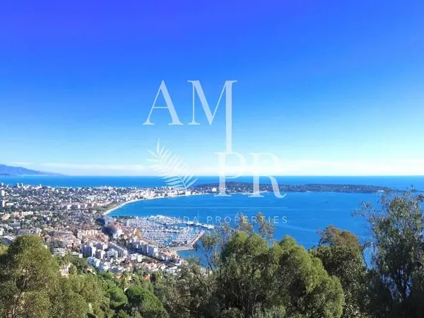 Villa 6 pièces 185 m² 