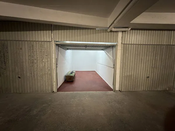 Parking 12 m² 