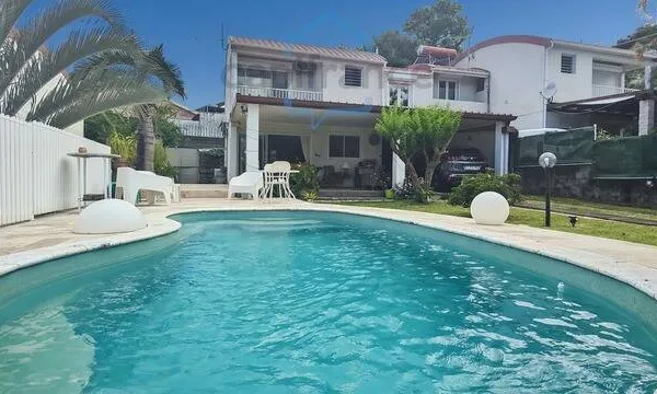 Maison 5 pièces 125 m² 