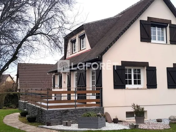Maison 6 pièces 108 m² 