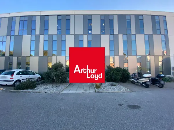 Bureaux PMR avec parkings à louer - ZFU - 13016 Marseille 