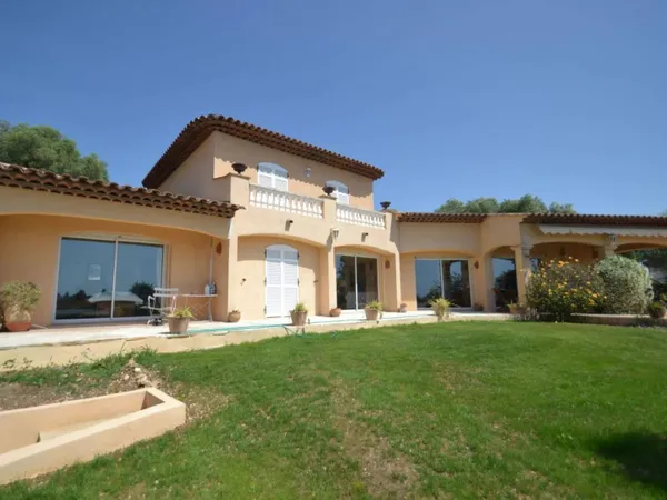 Villa 2 pièces 186 m² 