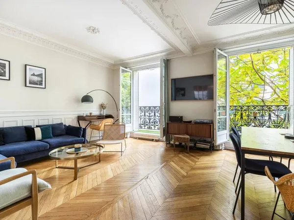 Vends T4 - 82.3m² - Paris 17ème 