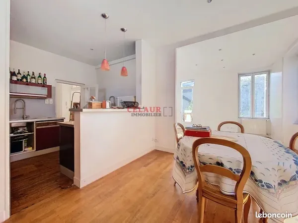 Maison 7 pièces 170 m² 