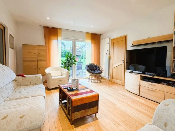 Propriété 5 pièces 200 m² 