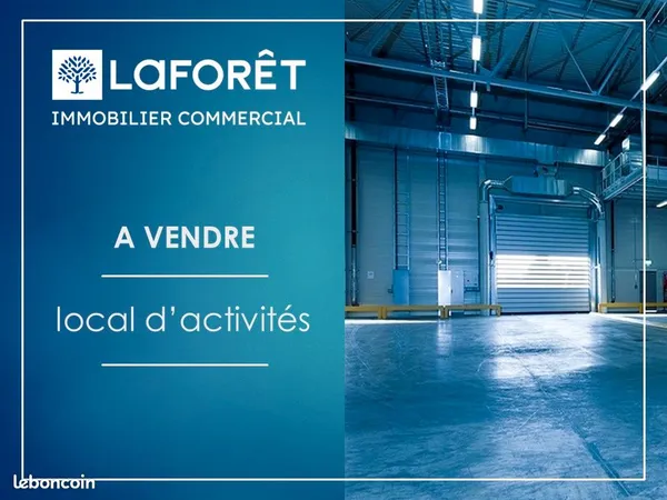 Local 850 m² JOSSELIN 