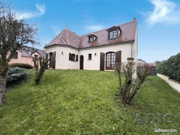 Maison 7 pièces 154 m² 