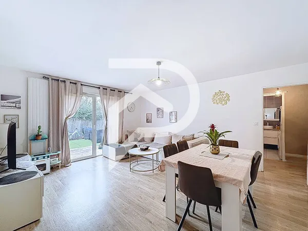 Maison de plain-pied 5 pièces 102 m² 
